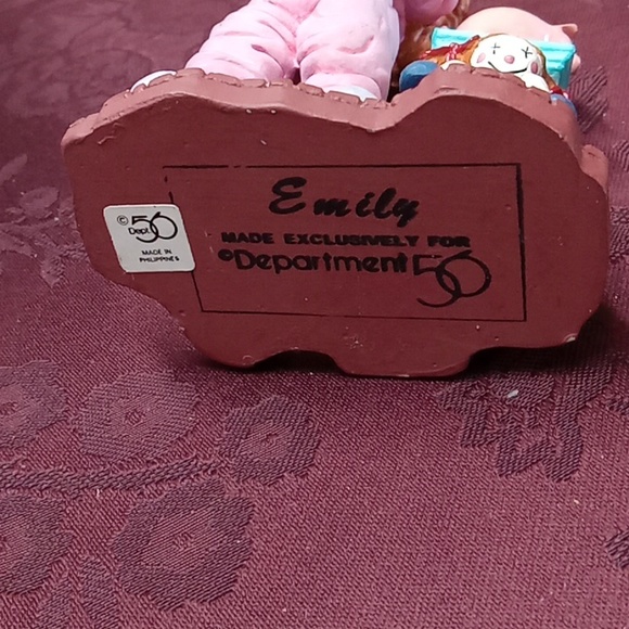 51/4 Statue - Picture 5 of 5